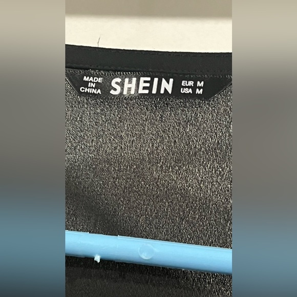 SHEIN Black Crop Top with long Sleeves - Picture 8 of 8